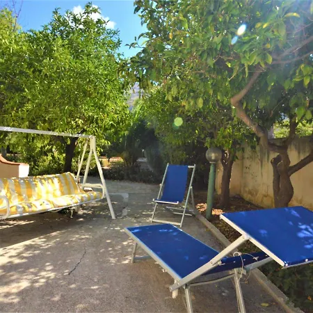 Sul Golfo Di Bonagia Holiday home